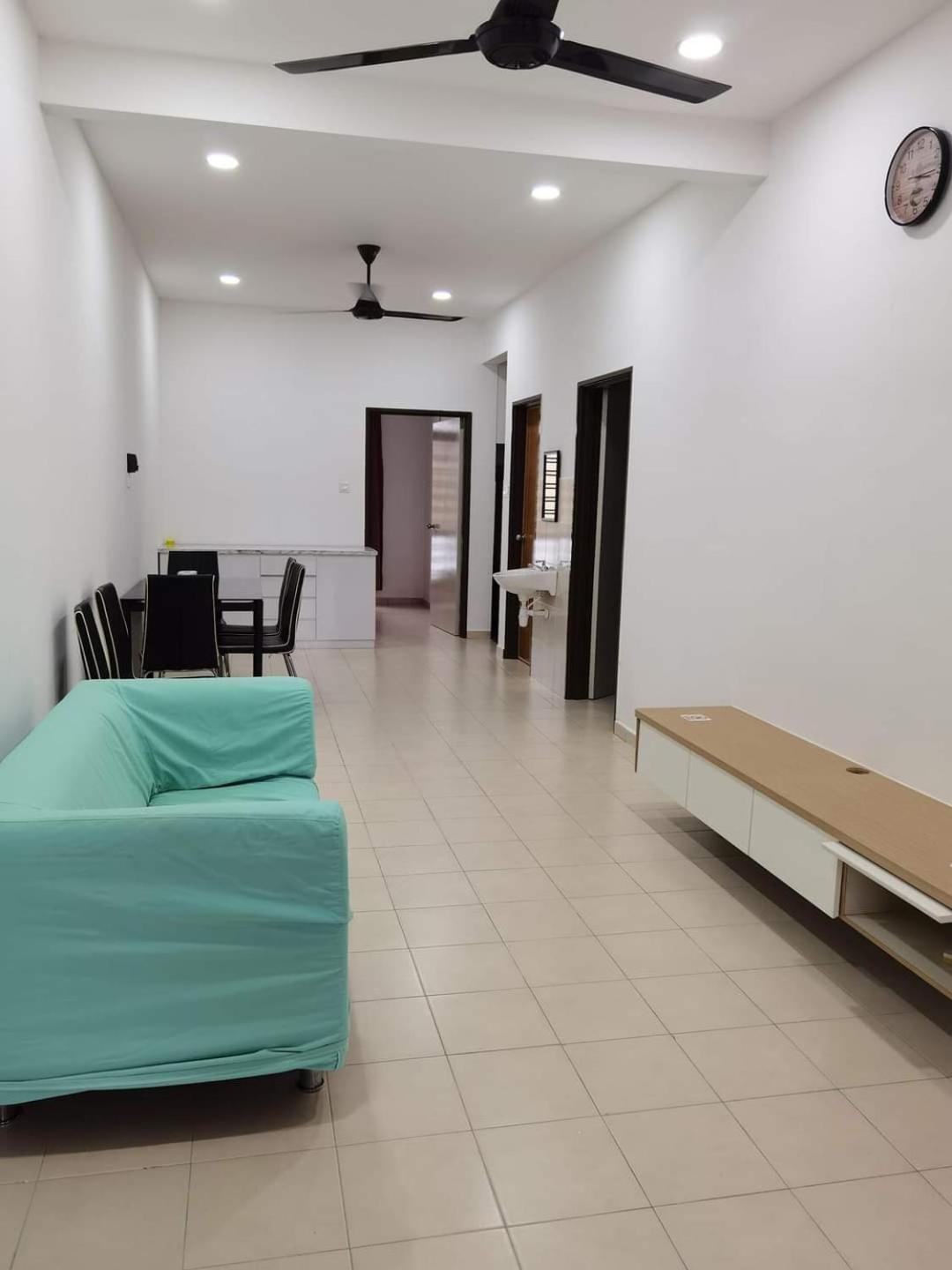 Infinity Homestay Bandar Cemerlang Ulu Tiram Exterior foto